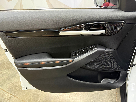 Kia Seltos Premium Edition, 2024 года, пробег 27105 км