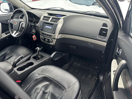 Geely Emgrand X7 Comfort, 2016 года, пробег 117644 км