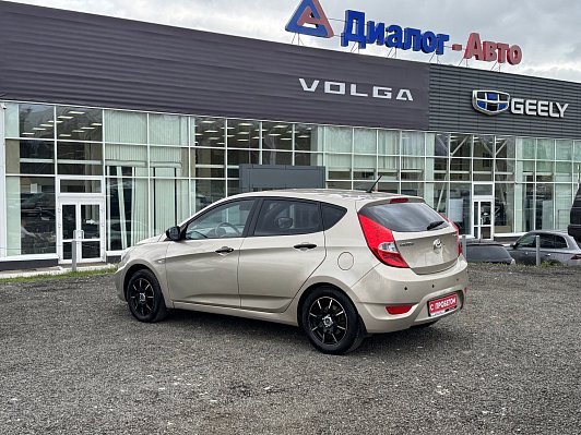 Hyundai Solaris Active, 2011 года, пробег 196956 км