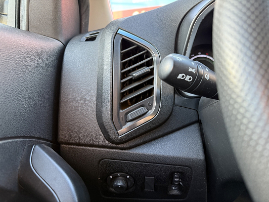 Lada (ВАЗ) XRAY Comfort, 2018 года, пробег 80000 км