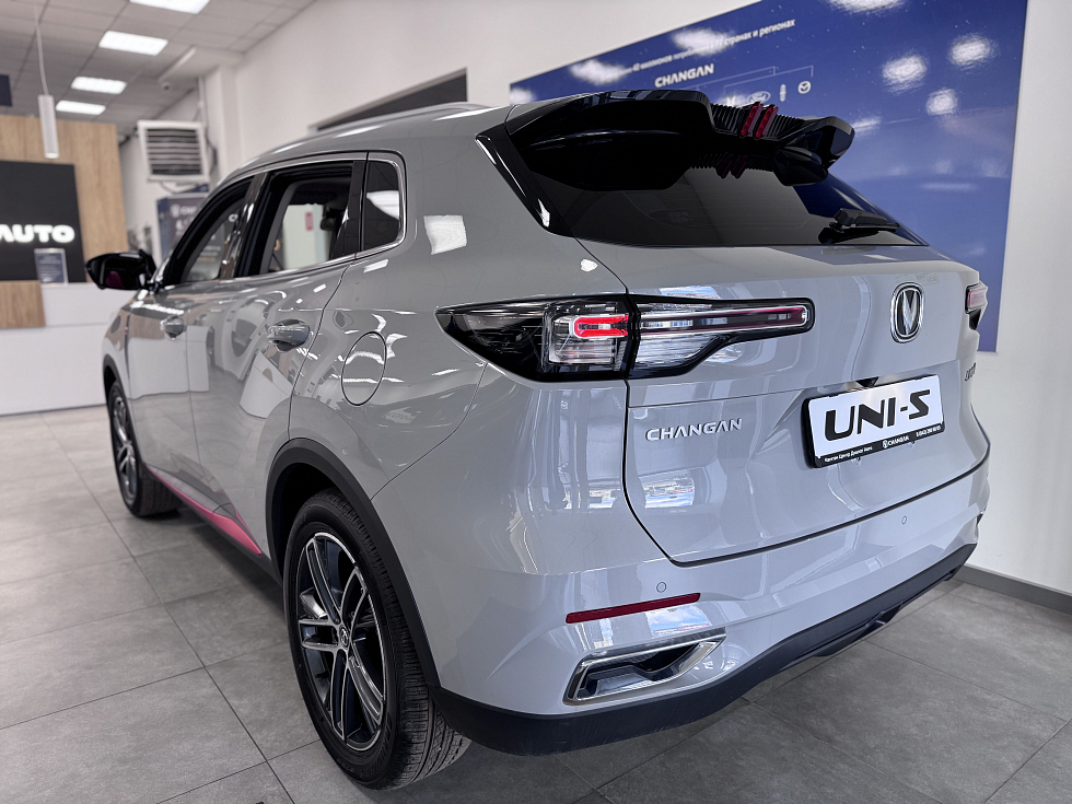 Changan UNI-S Техно, серый
