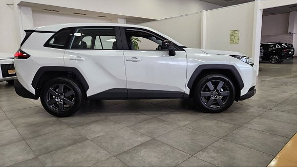 Toyota RAV4 Luxury, 2026 года, пробег 904 км