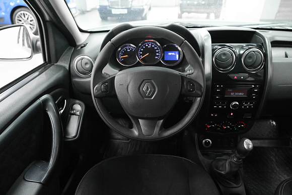 Renault Duster Expression, 2016 года, пробег 258000 км