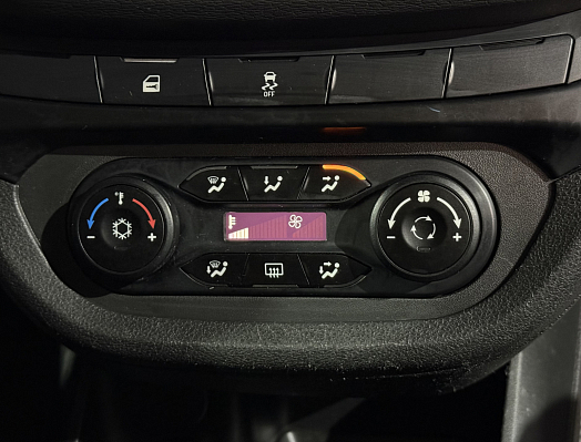 Lada (ВАЗ) Vesta Comfort, 2019 года, пробег 166000 км