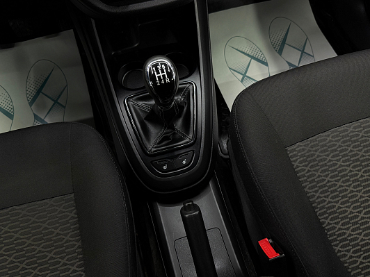 Lada (ВАЗ) Vesta Comfort, 2019 года, пробег 137000 км