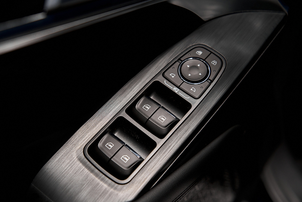 Haval F7x Премиум, черный