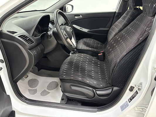 Hyundai Solaris, 2016 года, пробег 197461 км