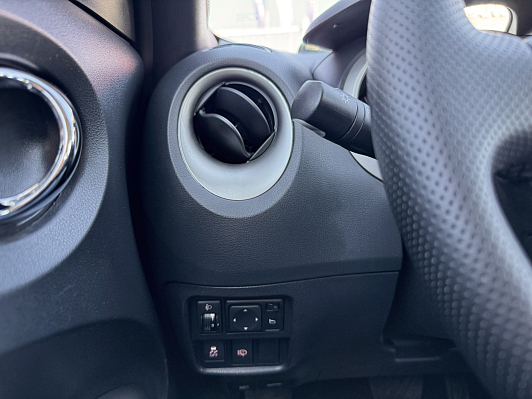 Nissan Juke SE+, 2013 года, пробег 156340 км