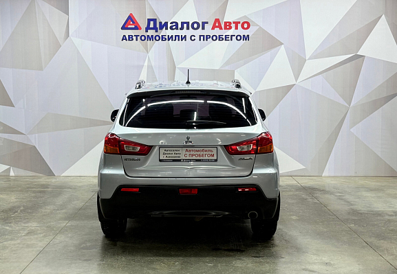 Mitsubishi ASX Invite, 2012 года, пробег 257797 км