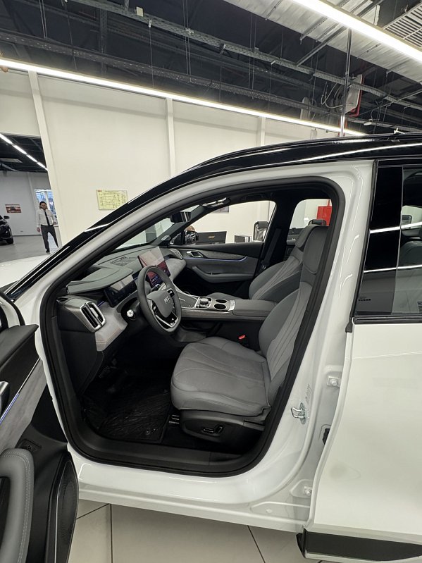 Geely Galaxy M7 Starship, белый