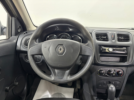 Renault Logan Confort, 2015 года, пробег 102420 км