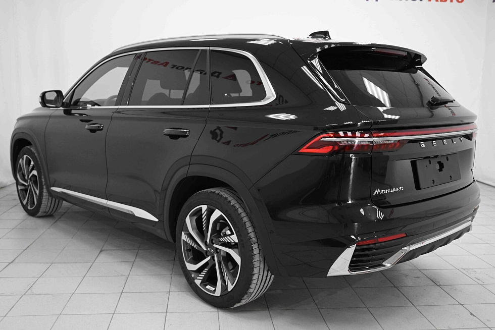 Geely Monjaro Flagship (2023-2025), черный