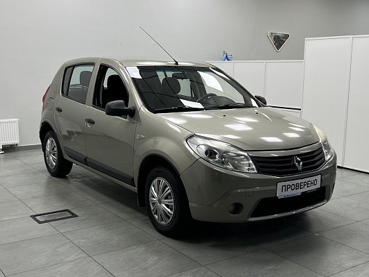 Renault Sandero Expression, 2011 года, пробег 137000 км