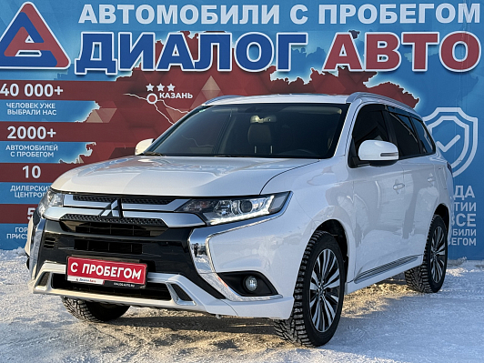 Mitsubishi Outlander, 2022 года, пробег 46200 км