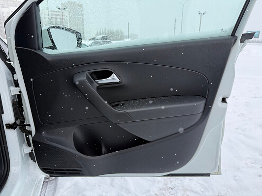 Volkswagen Polo Drive, 2018 года, пробег 135510 км