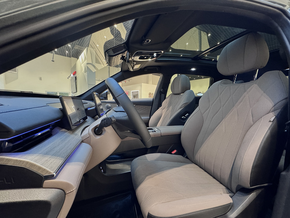 TENET T8 Ультра 4WD, белый