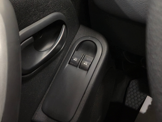 Renault Duster LE Adventure, 2012 года, пробег 208099 км