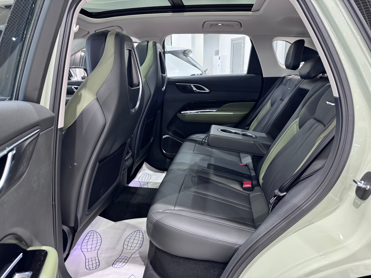 Hongqi HS3 Комфорт (Comfort), зеленый