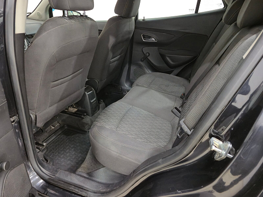 Opel Mokka Essentia, 2013 года, пробег 196140 км