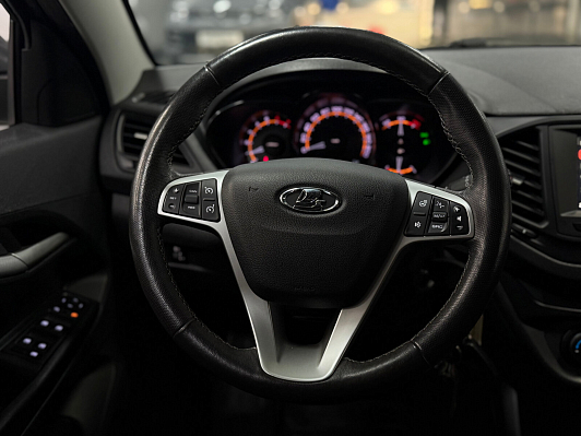 Lada (ВАЗ) Vesta Luxe, 2021 года, пробег 88000 км