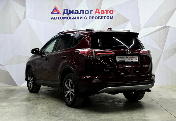 Toyota RAV4, 2016 года, пробег 150034 км