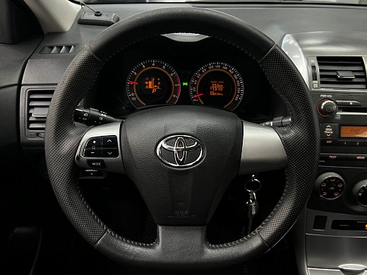 Toyota Corolla, 2012 года, пробег 170000 км