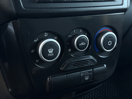 Lada (ВАЗ) Kalina Comfort Black line Glonass 21947-51-X1B, 2018 года, пробег 127009 км