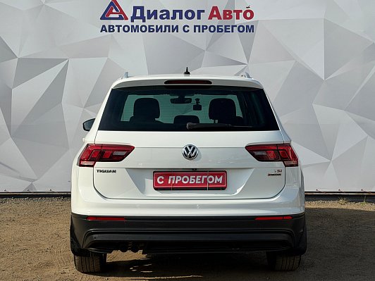 Volkswagen Tiguan CONNECT, 2017 года, пробег 278000 км