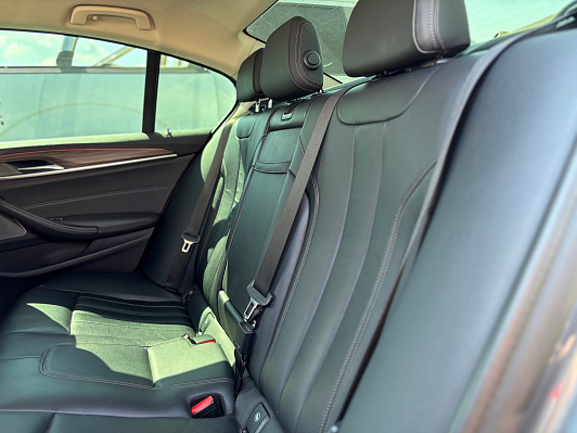 BMW 5 серии, 2019 года, пробег 148957 км