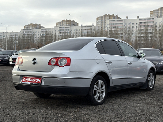 Volkswagen Passat Highline, 2009 года, пробег 274263 км