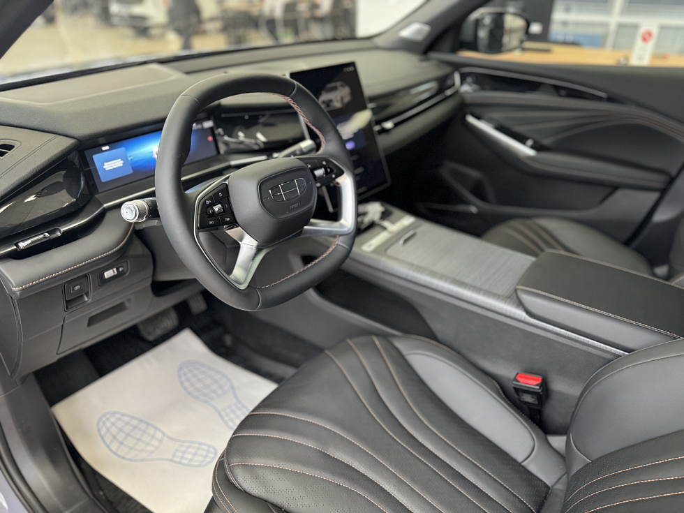 Geely Preface Flagship, серый