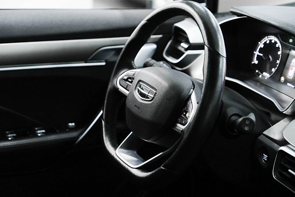 Geely Coolray Comfort, 2020 года, пробег 152000 км