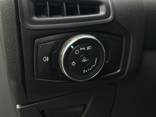 Ford Focus Trend, 2012 года, пробег 195652 км