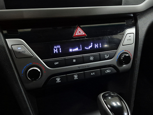 Hyundai Elantra Comfort + Style + High-Tech, 2016 года, пробег 192501 км