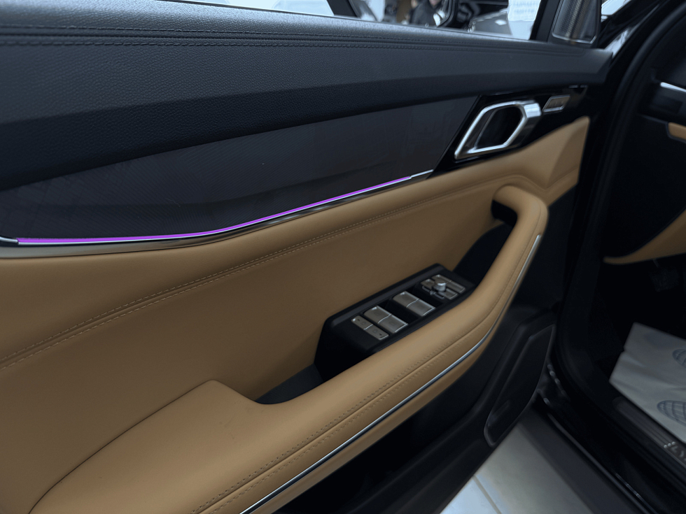 Nordcross 001 Ultra, черный