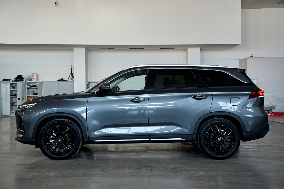 Changan CS75 Pro Техно 5 мест, черный