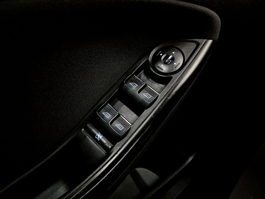 Ford Focus Titanium, 2012 года, пробег 264128 км