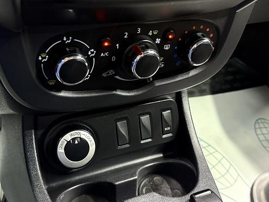 Renault Duster Expression, 2017 года, пробег 100357 км