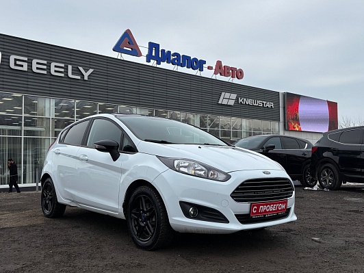 Ford Fiesta White and Black, 2018 года, пробег 125000 км
