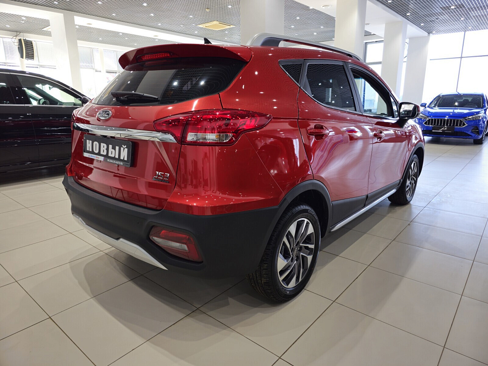JAC JS3 Luxury, красный