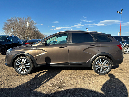 Lada (ВАЗ) Vesta Luxe Multimedia, 2019 года, пробег 88910 км