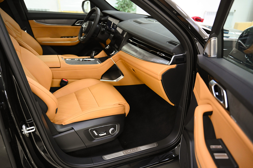 Nordcross 001 Ultra, черный