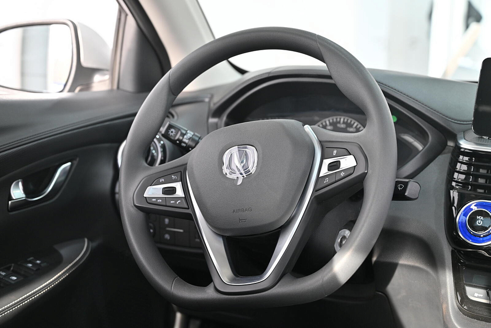 Changan Alsvin Техно, серебряный