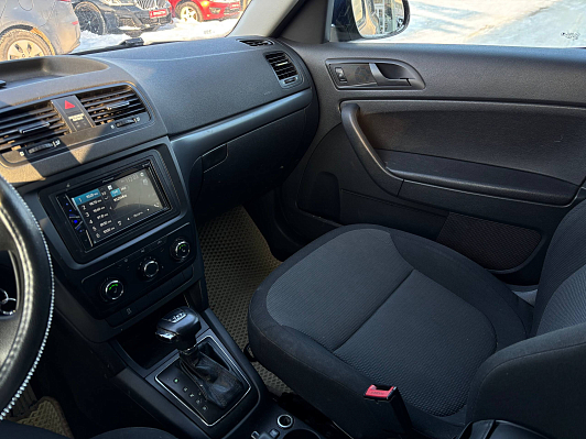 Skoda Yeti Active, 2011 года, пробег 160000 км