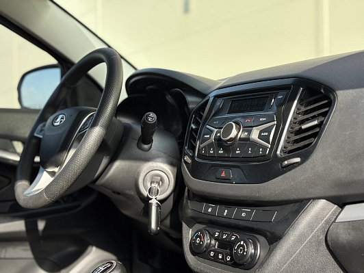 Lada (ВАЗ) Vesta Comfort, 2020 года, пробег 137949 км