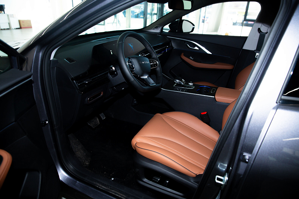 Omoda C5 Fun, серый