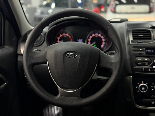 Lada (ВАЗ) Granta Luxe, 2021 года, пробег 79000 км