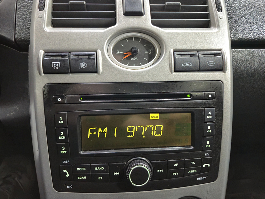 Lada (ВАЗ) Priora Люкс, 2012 года, пробег 177287 км