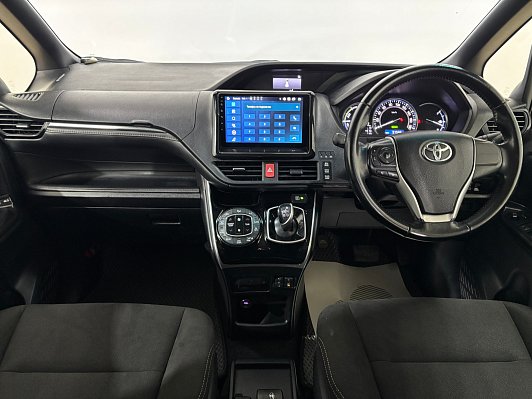 Toyota Esquire, 2017 года, пробег 97470 км