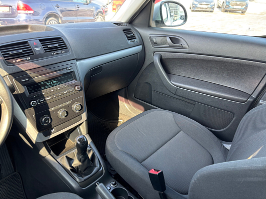 Skoda Yeti Active Outdoor, 2015 года, пробег 152499 км